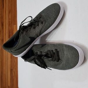 Nike Solarsoft Men's Canvas Sneakers Black Lace-up Comfort Size 11.5 EUC